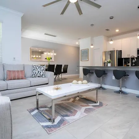 Cozy Home Near Disney Free Resort Access 4463